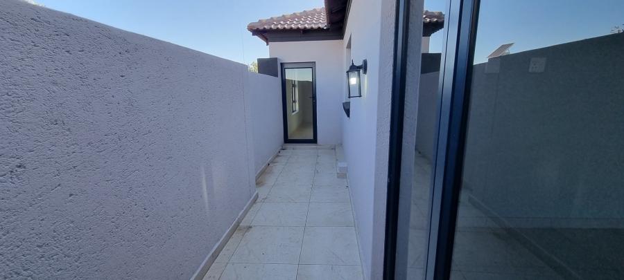 4 Bedroom Property for Sale in Woodhill Estate Limpopo