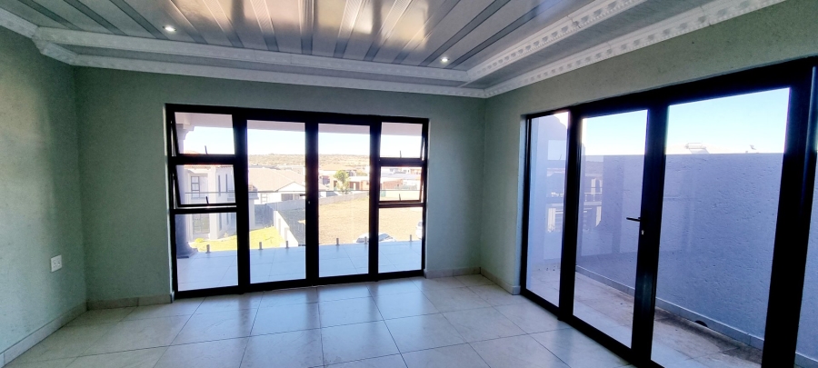 4 Bedroom Property for Sale in Woodhill Estate Limpopo