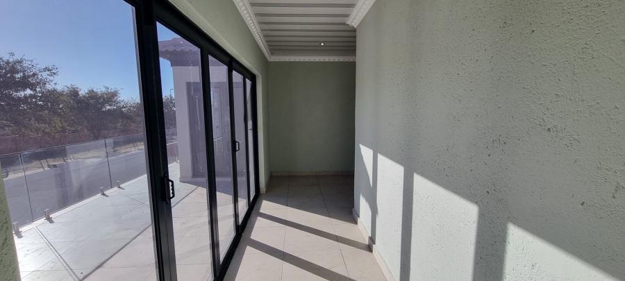 4 Bedroom Property for Sale in Woodhill Estate Limpopo