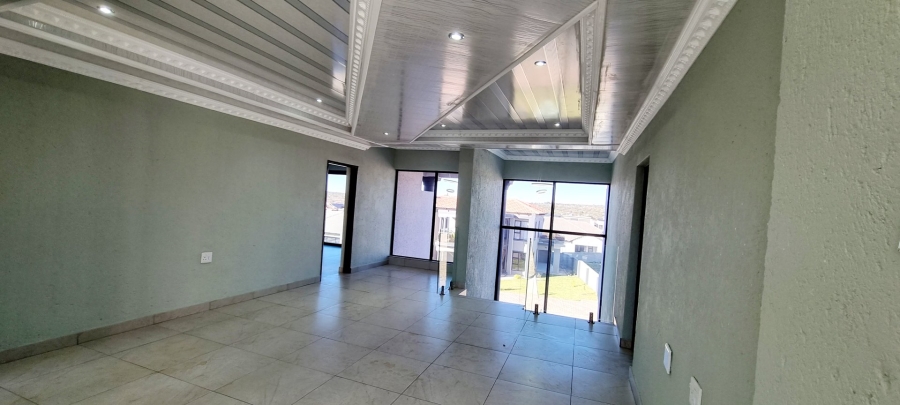 4 Bedroom Property for Sale in Woodhill Estate Limpopo