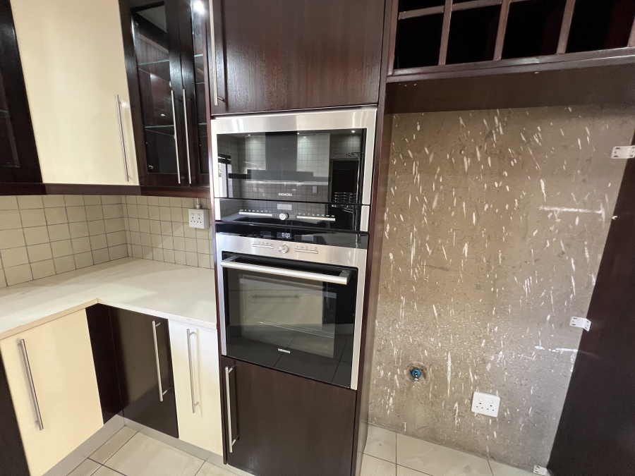5 Bedroom Property for Sale in Thornhill Limpopo