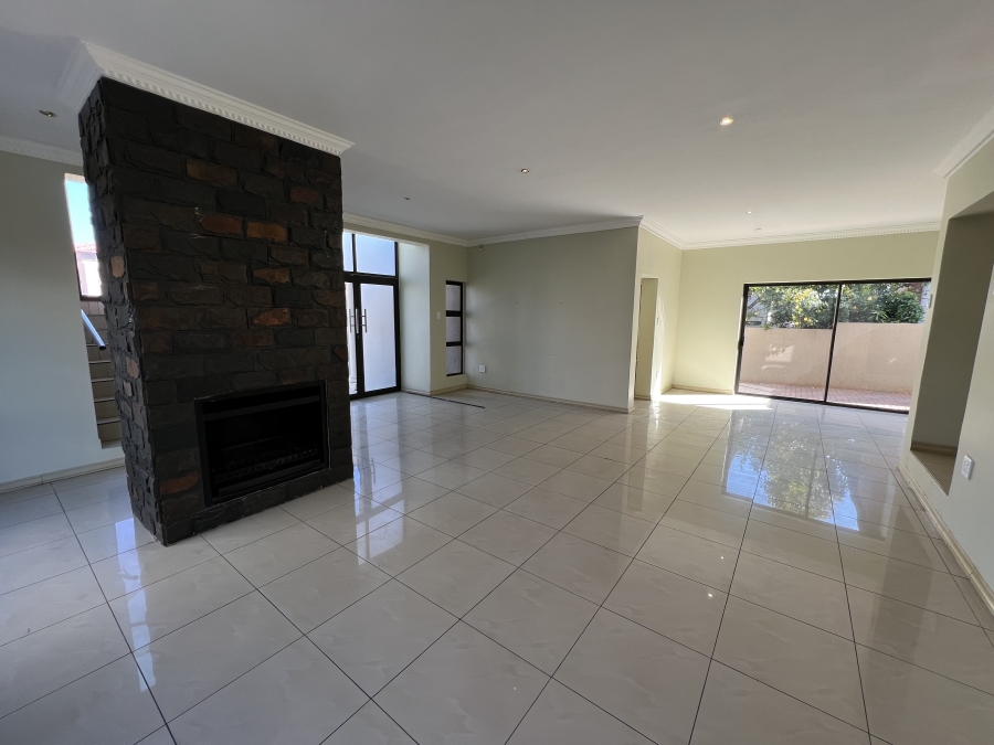 5 Bedroom Property for Sale in Thornhill Limpopo