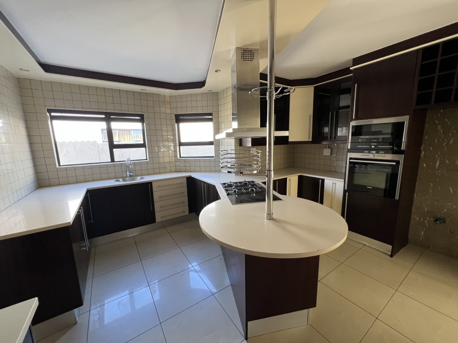 5 Bedroom Property for Sale in Thornhill Limpopo