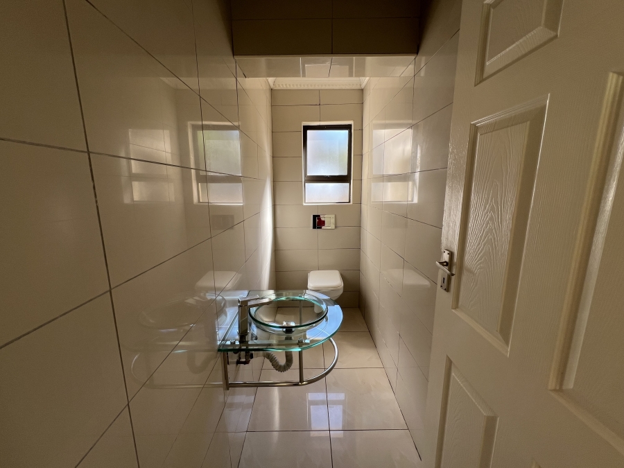 5 Bedroom Property for Sale in Thornhill Limpopo
