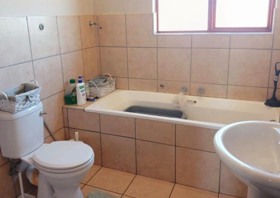2 Bedroom Property for Sale in Woodlands Estate Limpopo