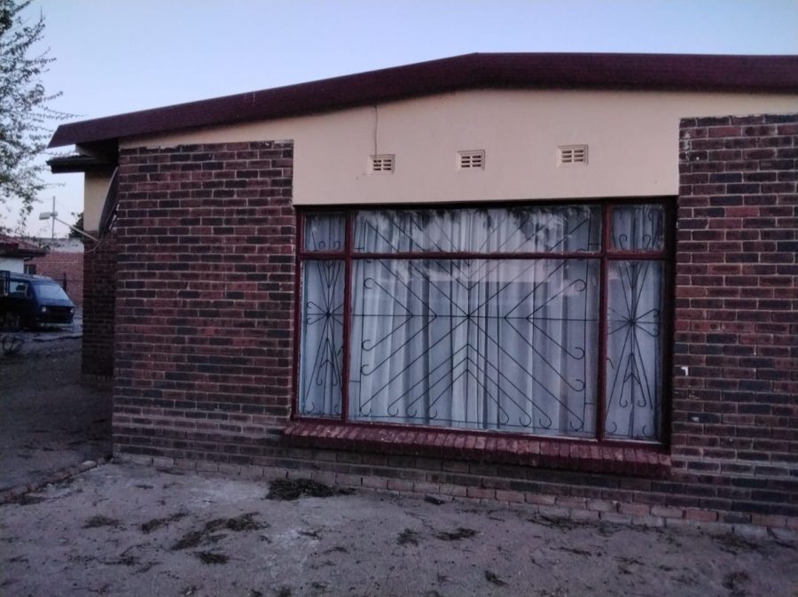 4 Bedroom Property for Sale in Seshego Limpopo