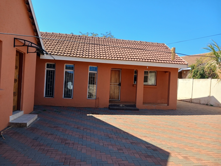 3 Bedroom Property for Sale in Flora Park Limpopo