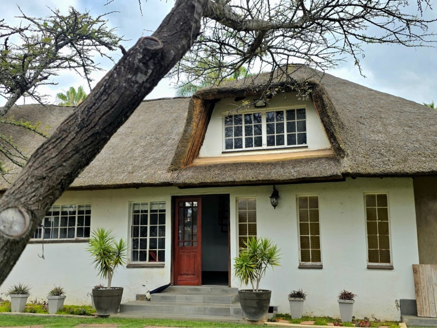 6 Bedroom Property for Sale in Bendor Limpopo