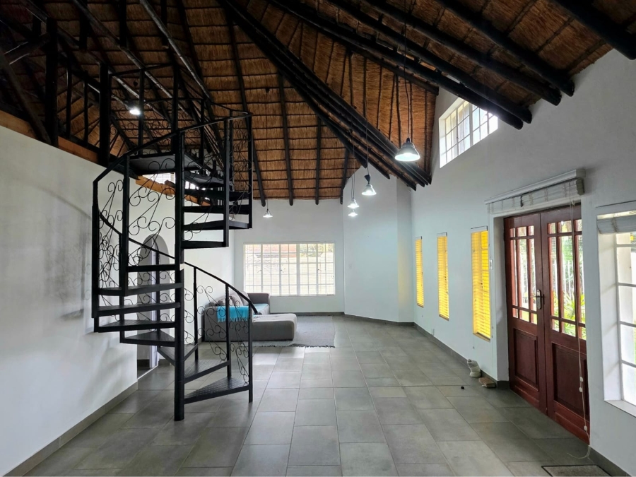 6 Bedroom Property for Sale in Bendor Limpopo