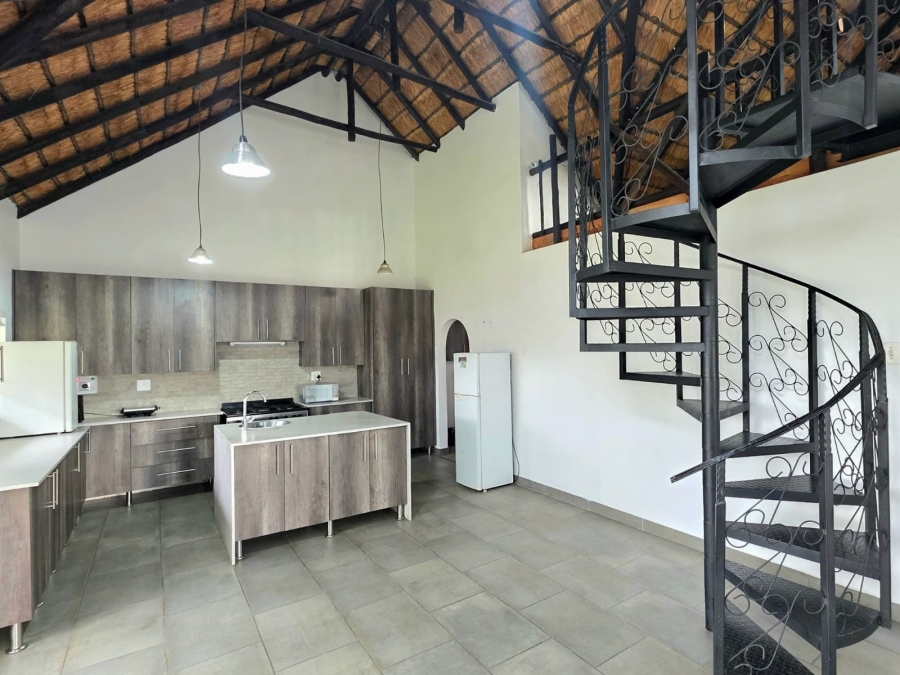 6 Bedroom Property for Sale in Bendor Limpopo