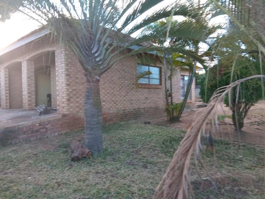 1 Bedroom Property for Sale in Muledane Limpopo