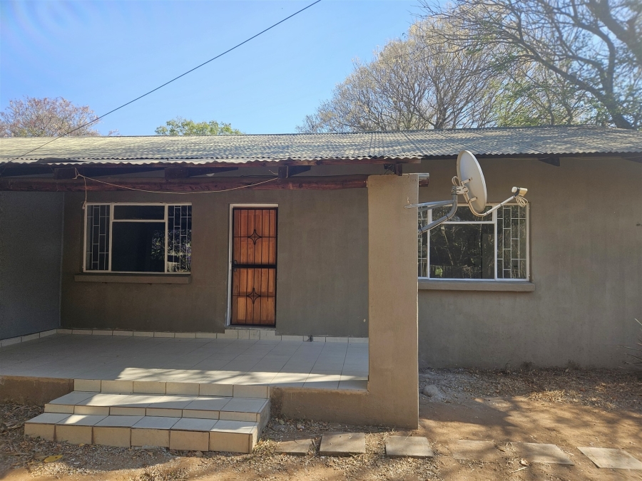 To Let 2 Bedroom Property for Rent in Hoedspruit Limpopo