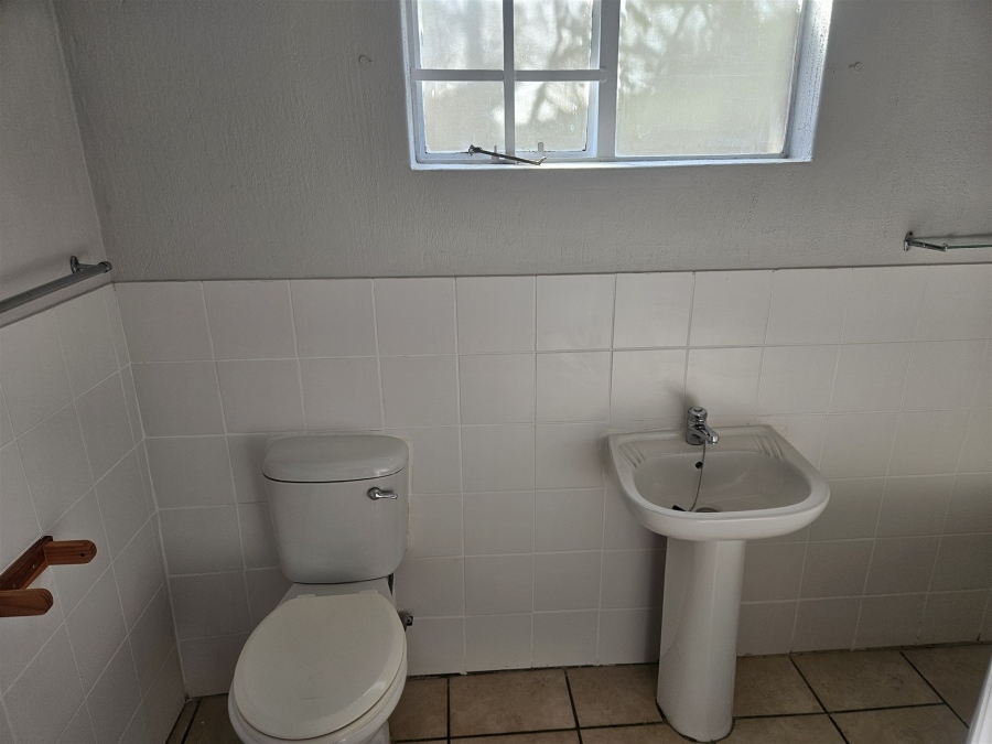 To Let 2 Bedroom Property for Rent in Hoedspruit Limpopo