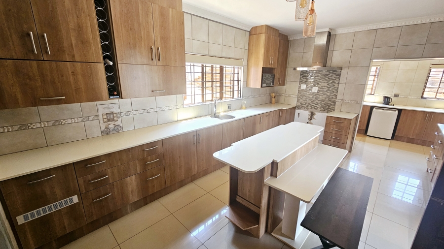 5 Bedroom Property for Sale in Louis Trichardt Limpopo