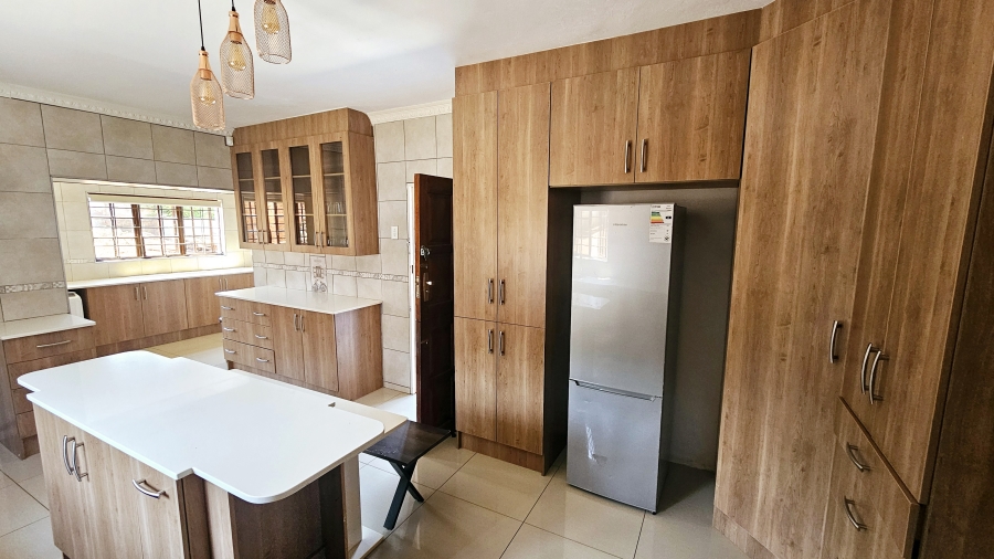5 Bedroom Property for Sale in Louis Trichardt Limpopo