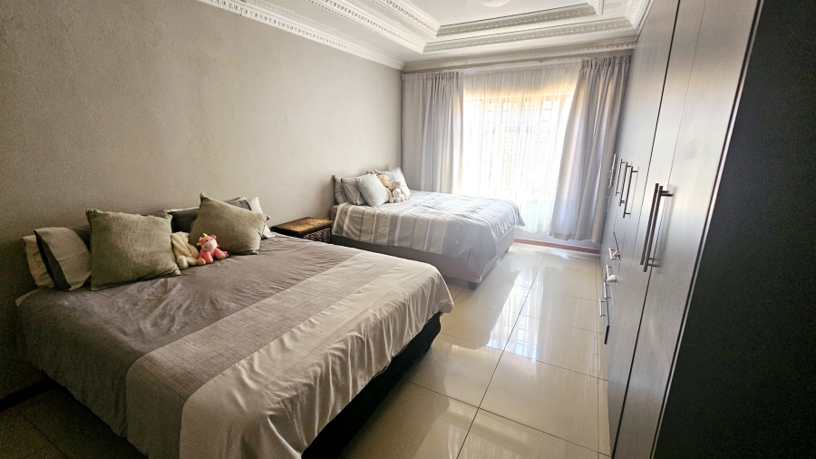 5 Bedroom Property for Sale in Louis Trichardt Limpopo