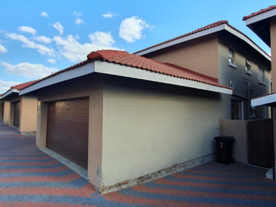 3 Bedroom Property for Sale in Bendor Limpopo