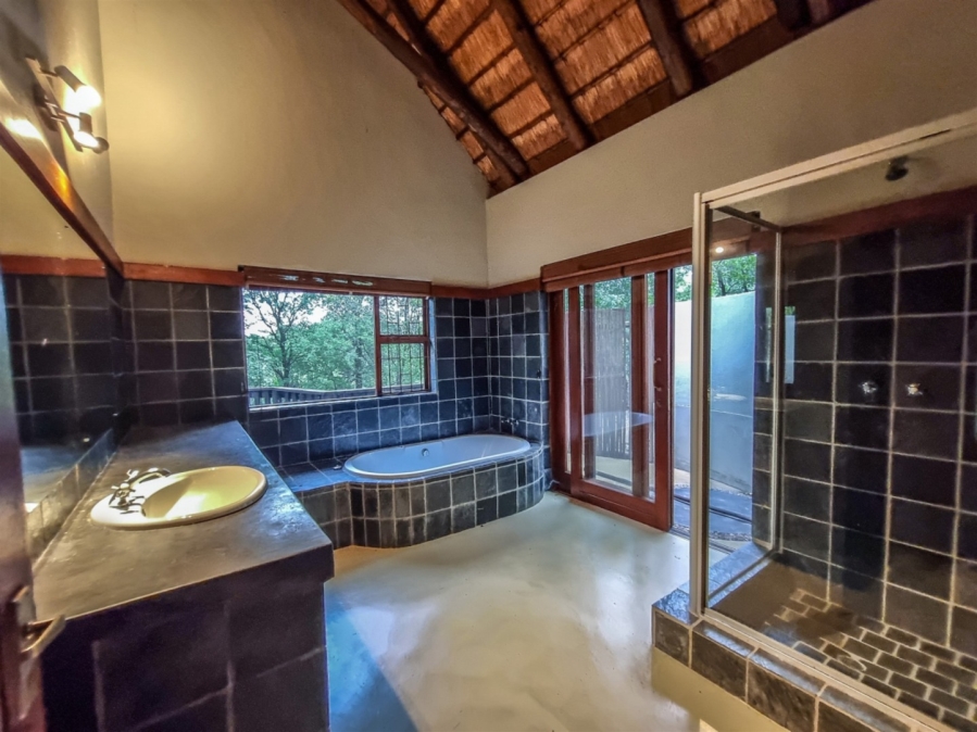 4 Bedroom Property for Sale in Raptors View Wildlife Estate Limpopo