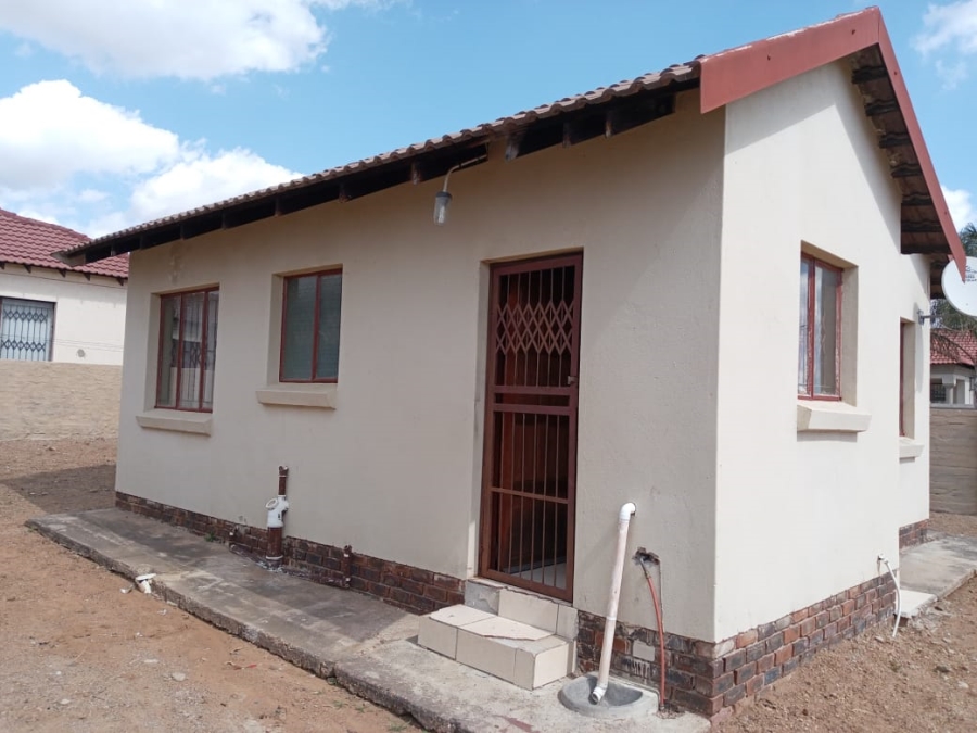 2 Bedroom Property for Sale in Mahlasedi Park Limpopo