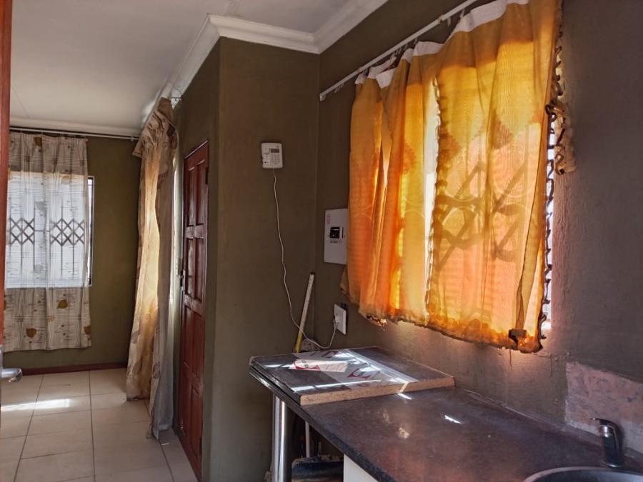 2 Bedroom Property for Sale in Mahlasedi Park Limpopo