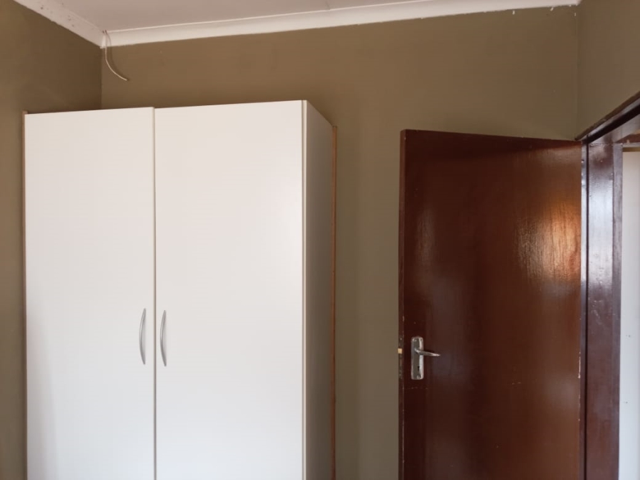 2 Bedroom Property for Sale in Mahlasedi Park Limpopo