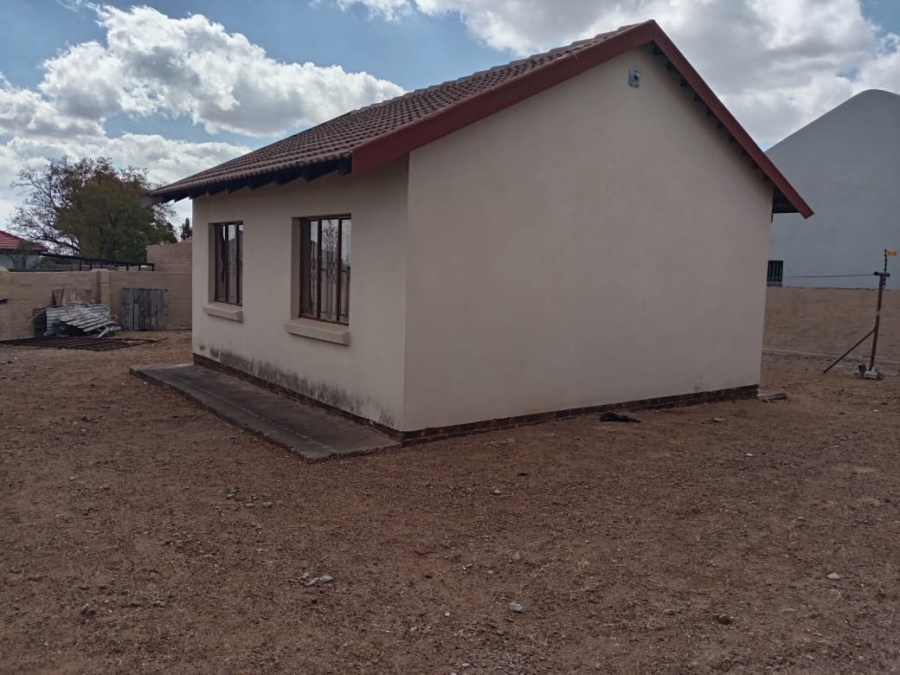 2 Bedroom Property for Sale in Mahlasedi Park Limpopo