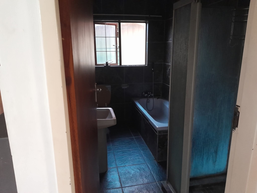2 Bedroom Property for Sale in Bendor Place Limpopo