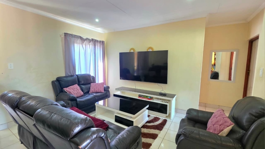 2 Bedroom Property for Sale in Bendor Limpopo