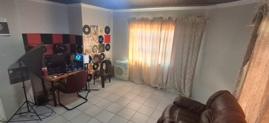 3 Bedroom Property for Sale in Seshego H Limpopo