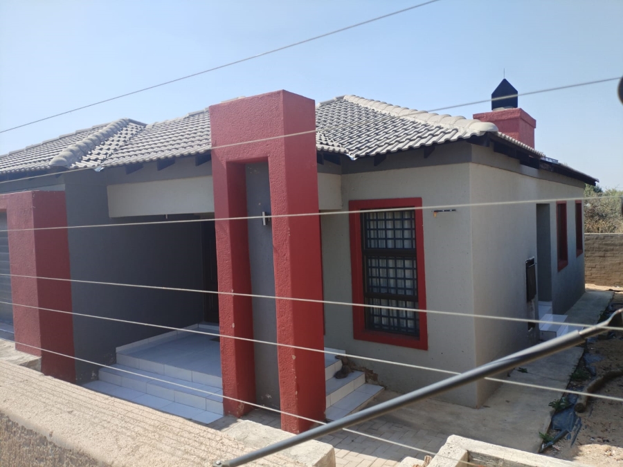 3 Bedroom Property for Sale in Mahlasedi Park Limpopo