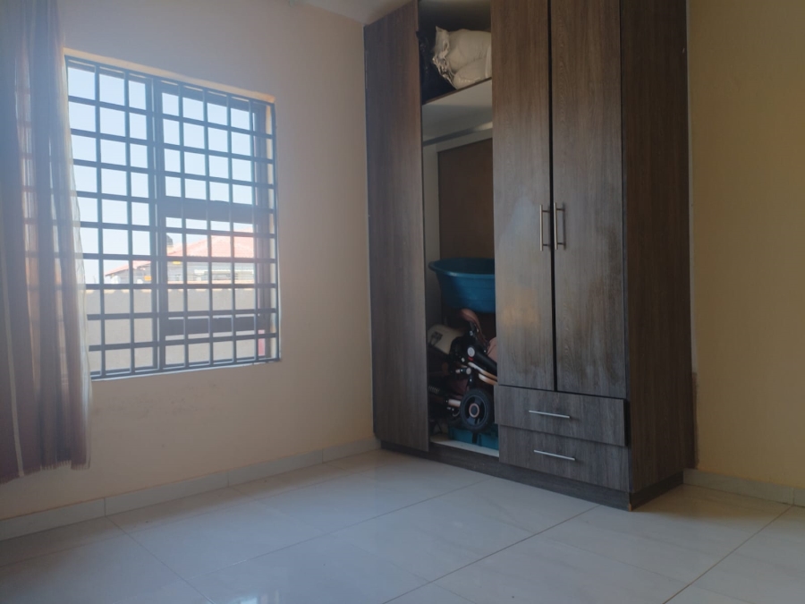 3 Bedroom Property for Sale in Mahlasedi Park Limpopo