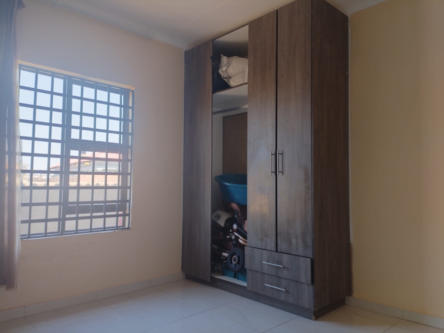 3 Bedroom Property for Sale in Mahlasedi Park Limpopo