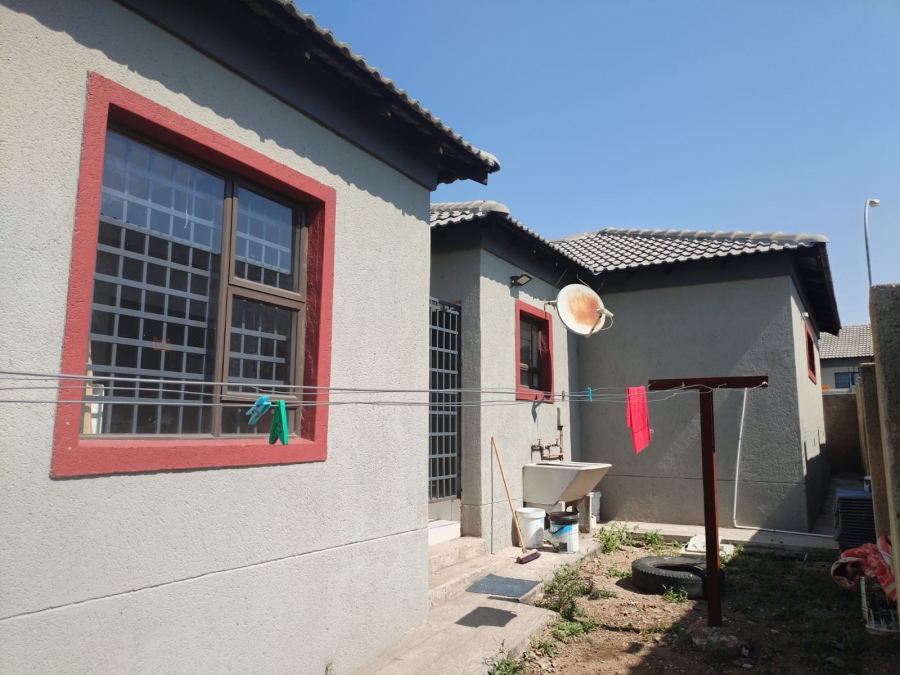 3 Bedroom Property for Sale in Mahlasedi Park Limpopo