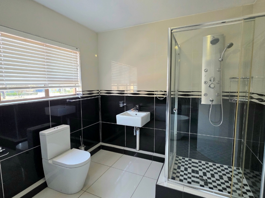 4 Bedroom Property for Sale in Bendor Limpopo