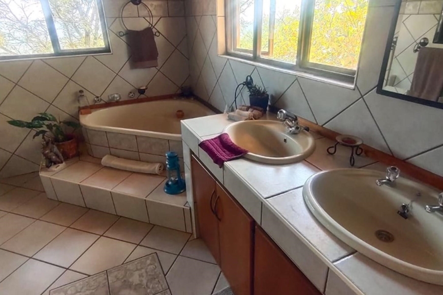 3 Bedroom Property for Sale in Rooiberg Limpopo