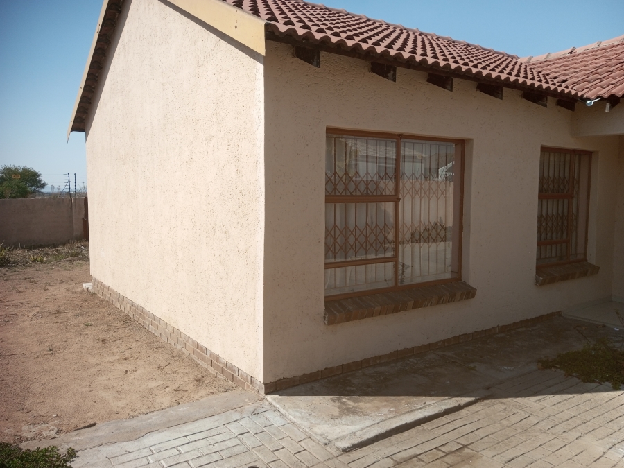 3 Bedroom Property for Sale in Mahlasedi Park Limpopo