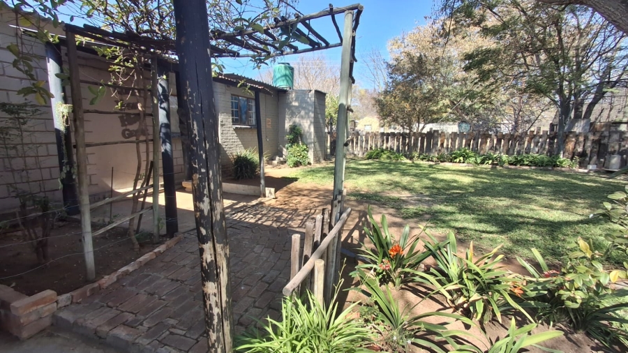 8 Bedroom Property for Sale in Palmietfontein Limpopo
