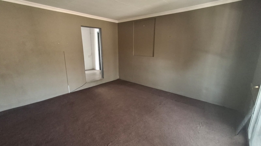 8 Bedroom Property for Sale in Palmietfontein Limpopo