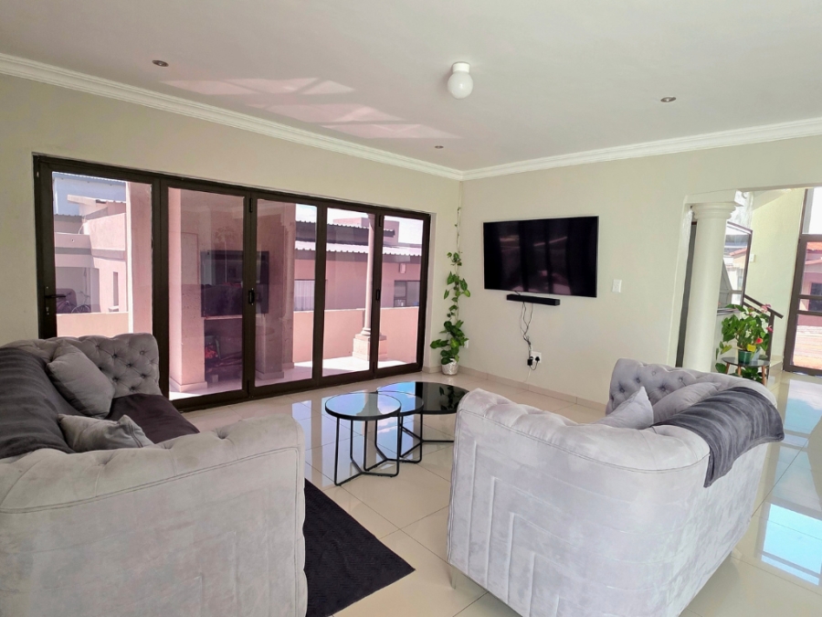 To Let 4 Bedroom Property for Rent in Bendor Limpopo