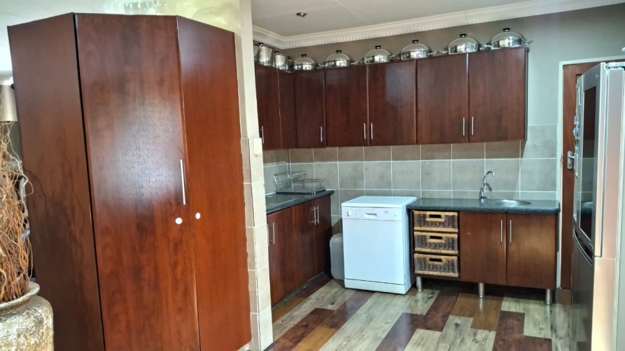 4 Bedroom Property for Sale in Bendor Limpopo