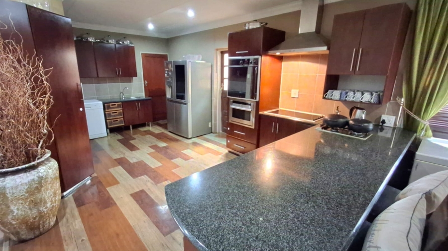 4 Bedroom Property for Sale in Bendor Limpopo