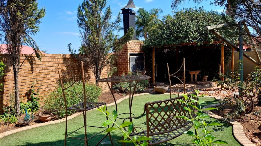 4 Bedroom Property for Sale in Bendor Limpopo