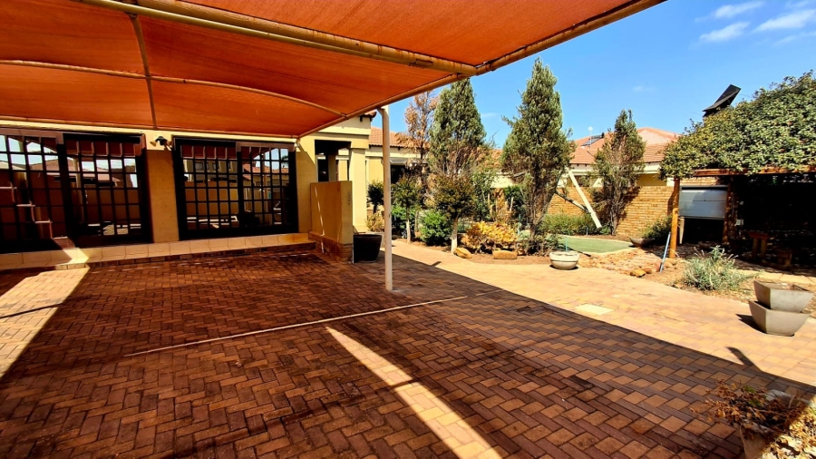 4 Bedroom Property for Sale in Bendor Limpopo