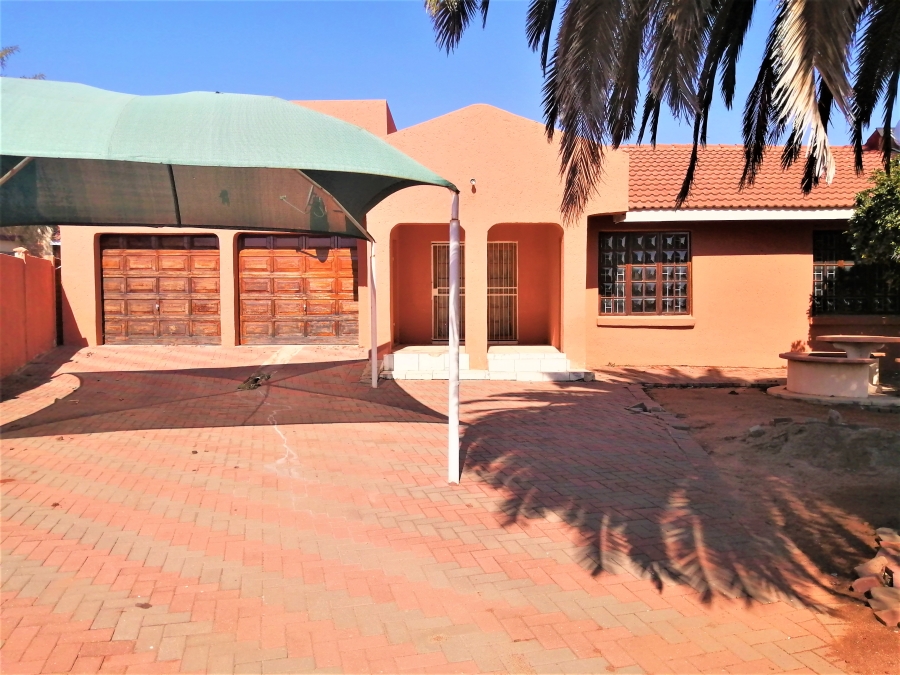 3 Bedroom Property for Sale in Flora Park Limpopo
