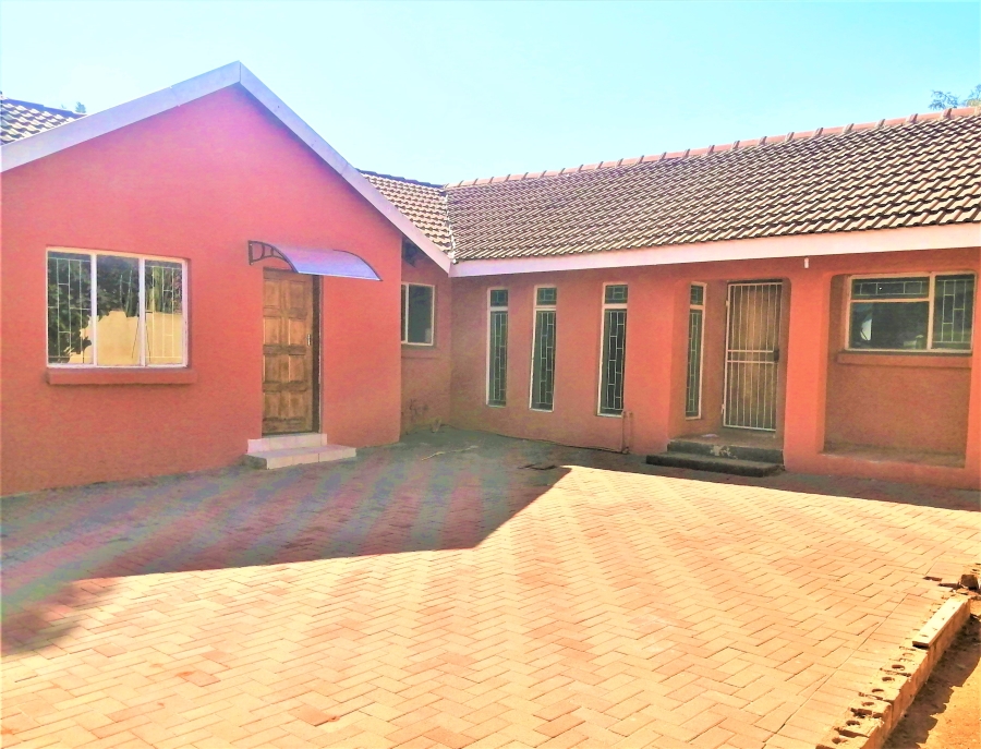 3 Bedroom Property for Sale in Flora Park Limpopo