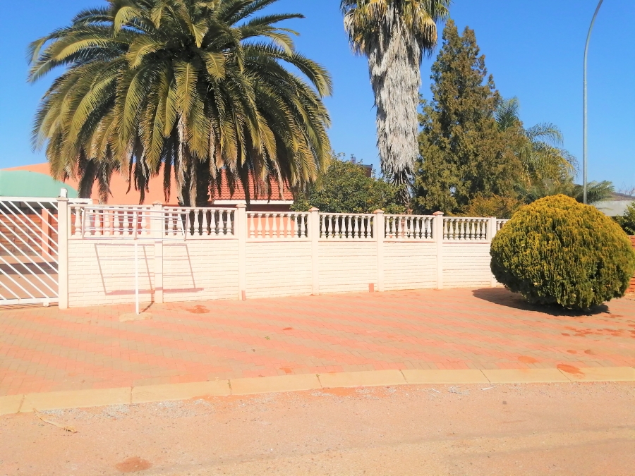 3 Bedroom Property for Sale in Flora Park Limpopo