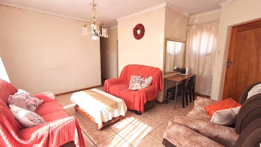 To Let 3 Bedroom Property for Rent in Flora Park Limpopo