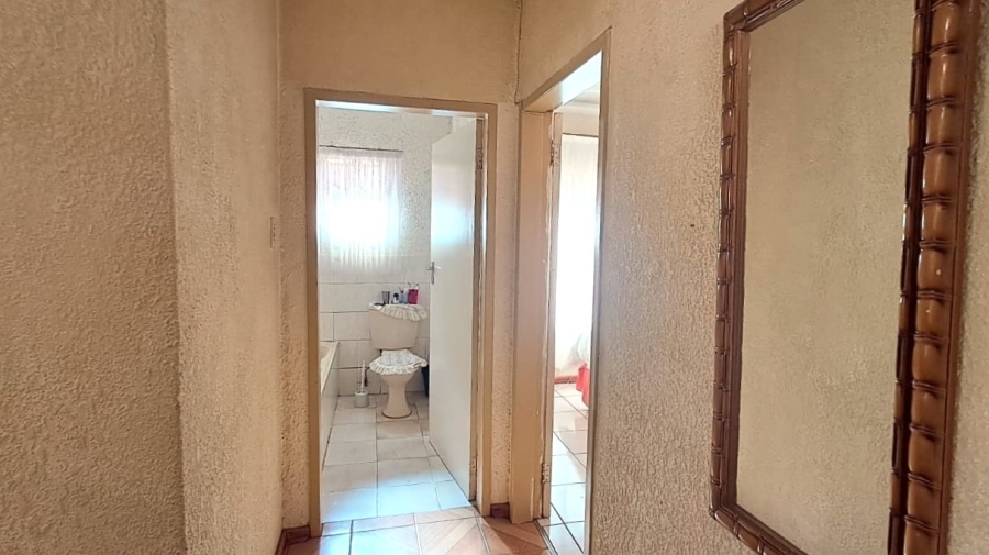 To Let 3 Bedroom Property for Rent in Flora Park Limpopo