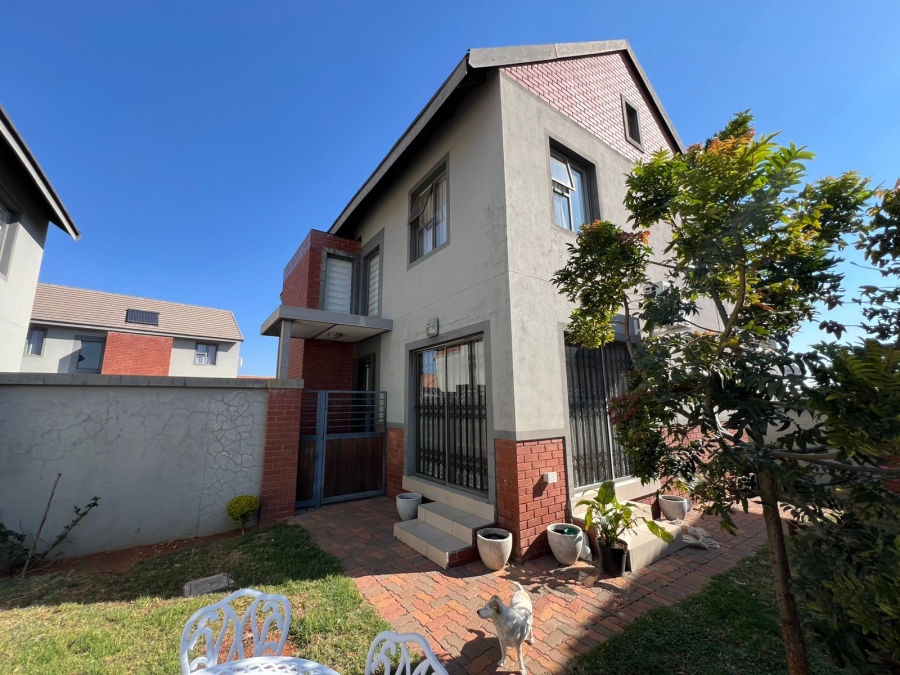 3 Bedroom Property for Sale in Bendor Limpopo