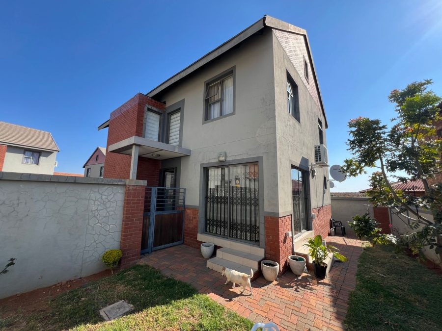 3 Bedroom Property for Sale in Bendor Limpopo